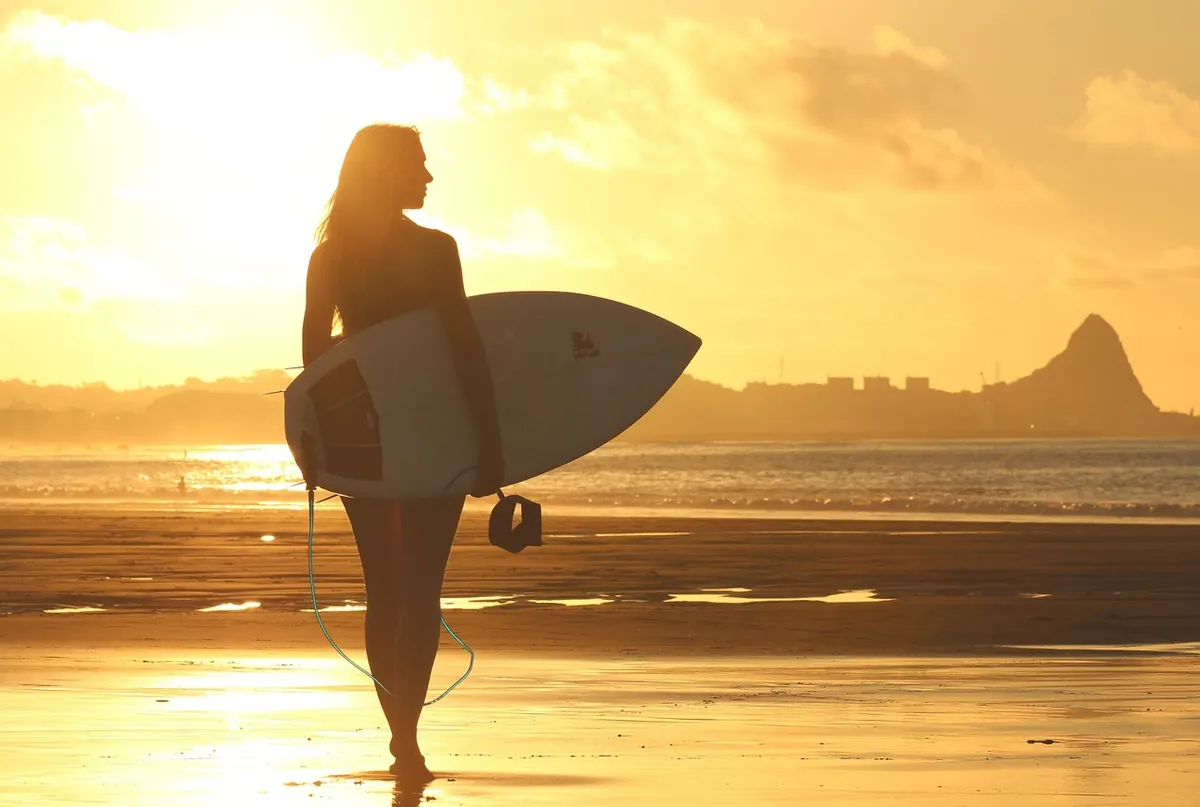 5 Common Mistakes Beginner Surfers Make at UK Beach Breaks